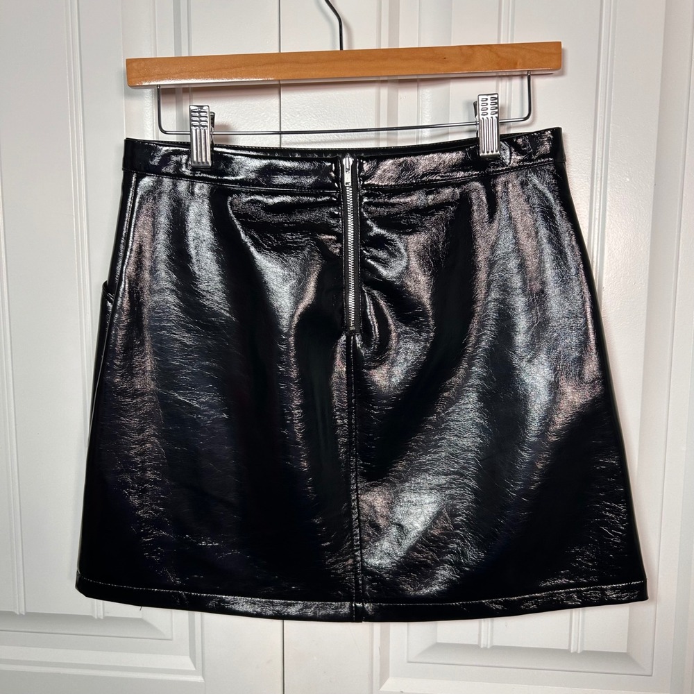 Faux Leather Mini Skirt Womens‎ Medium Size 6-8 Black High Shine Pockets A-Line - Picture 8 of 9